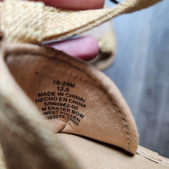 Sandals - Picture 6 of 6